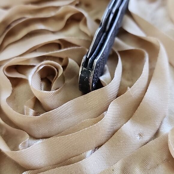 Victorian era Fruit & Nut Knife - Picture 9 of 10